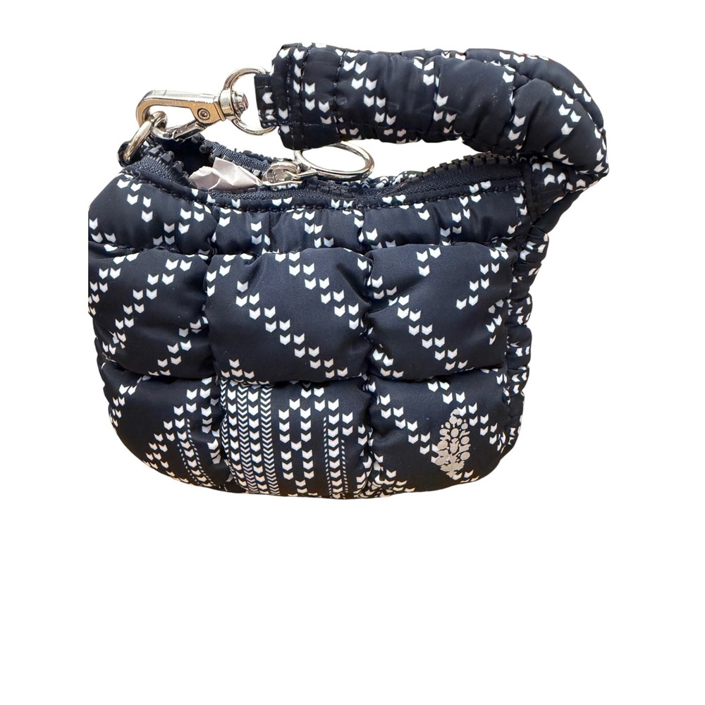 Free People FP Movement Quilted mini puffer‎  Bag Navy White Geometric Print - Picture 2 of 2
